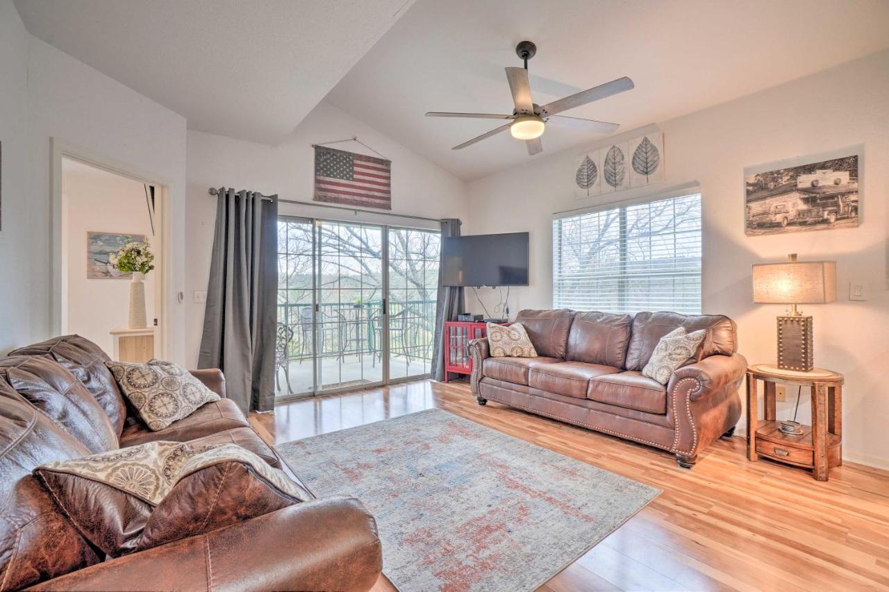 Serene Branson Penthouse With Resort Access And Views! المظهر الخارجي الصورة